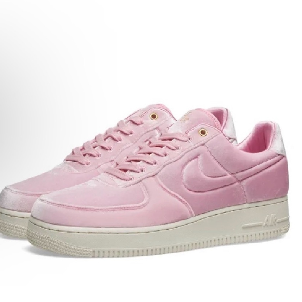 Nike Air Force 1 Low Premium 3